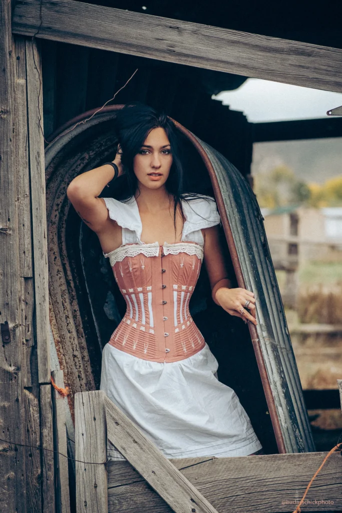 overbust corset