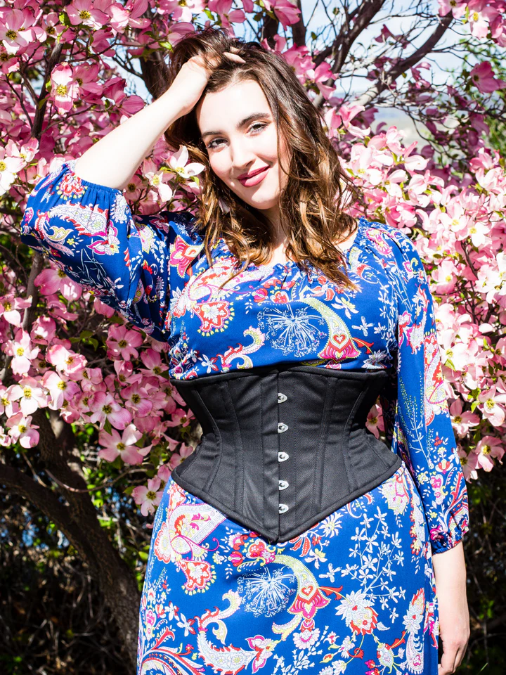 black waspie corset